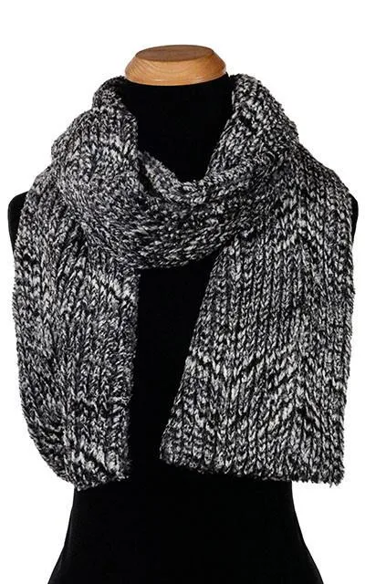 Classic Scarf - Cozy Cable in Ash Faux Fur