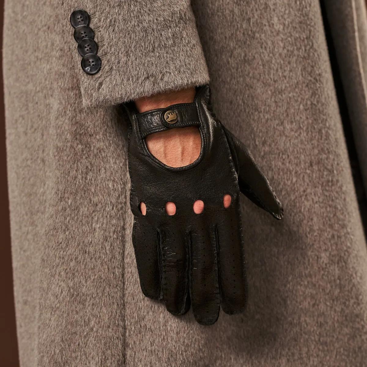 Marcello (black) – Luxurious Italian peccary driving gloves