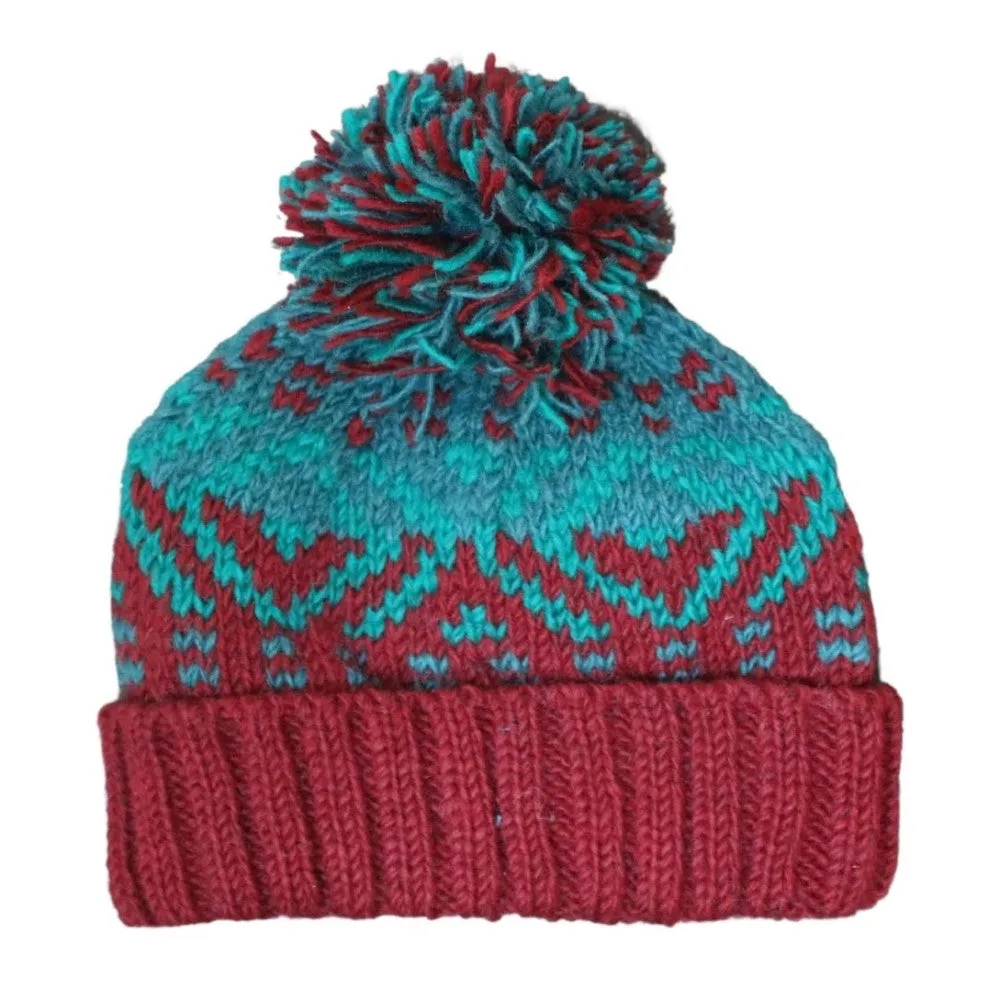 symmetry bobble hat