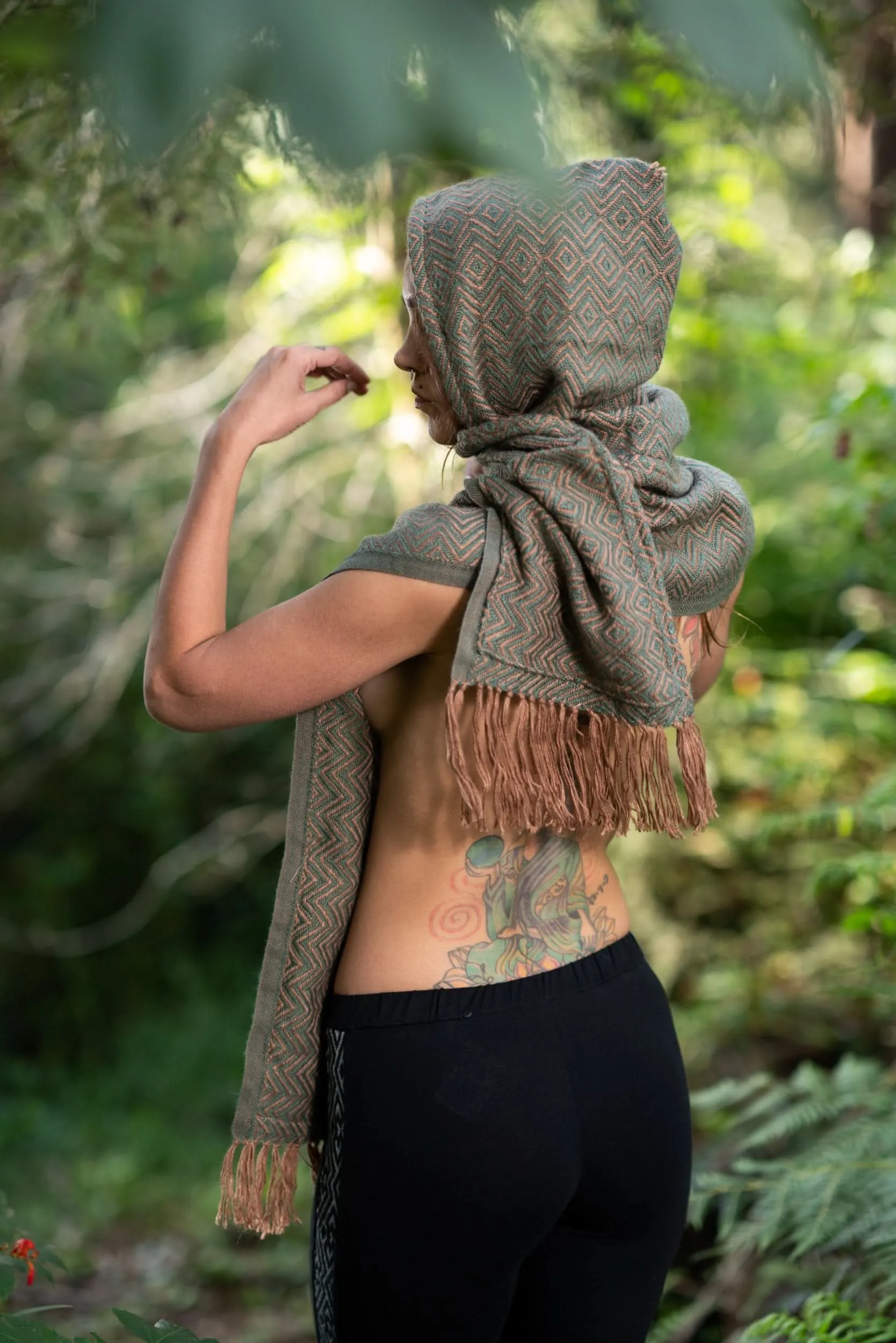 Valley Scarf with Pockets - Green